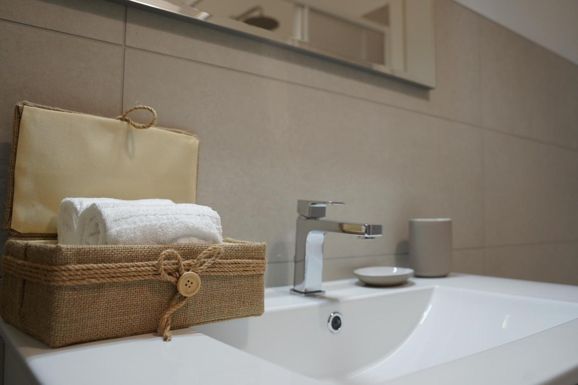 Monumentale M5 Apt - 6 Ospiti & Famiglie Con 2 Bagni E Suite Milano Exterior foto